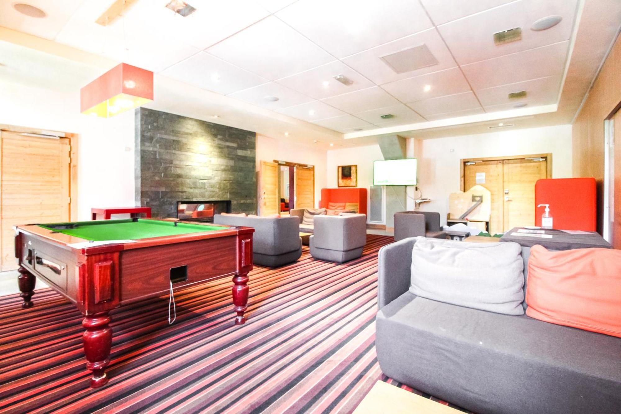 Large One-Bedroom Apartment, Wheelchair Adapted, Les Terrasses D'Eos Flaine Luaran gambar