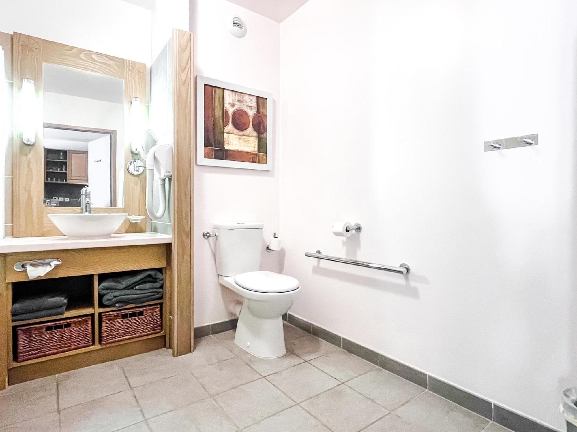 Large One-Bedroom Apartment, Wheelchair Adapted, Les Terrasses D'Eos Flaine Luaran gambar